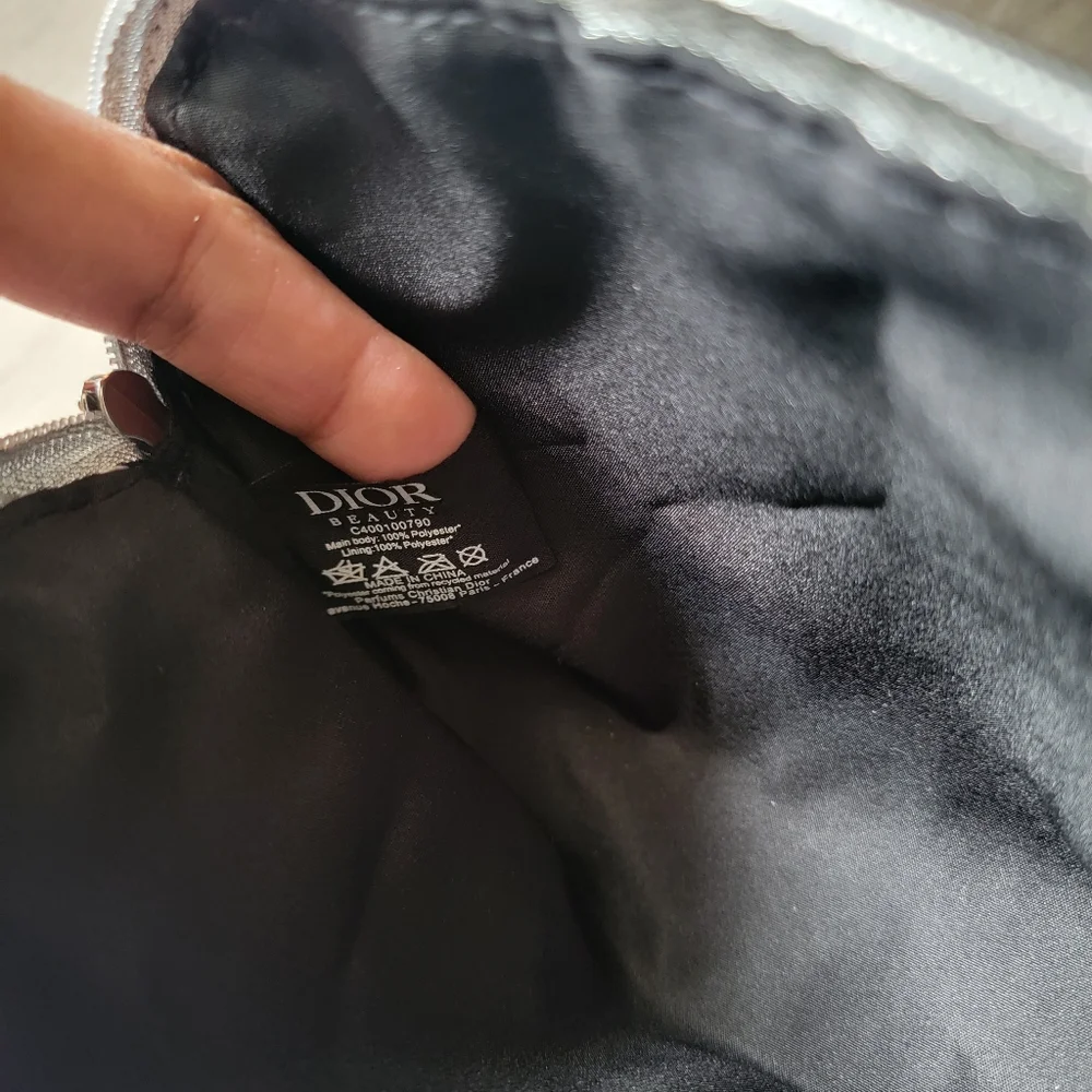 Flash Sale🎉 Authentic Dior Black Velvet Cosmetic Pouch